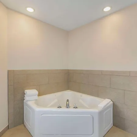 Country Inn & Suites By Radisson, Elk Grove Village-Itasca