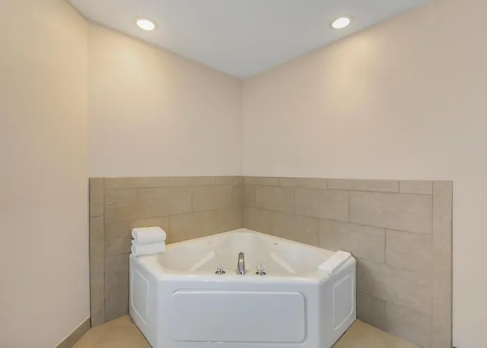 Country & By Radisson, Elk Grove Village-itasca Elk Grove Village