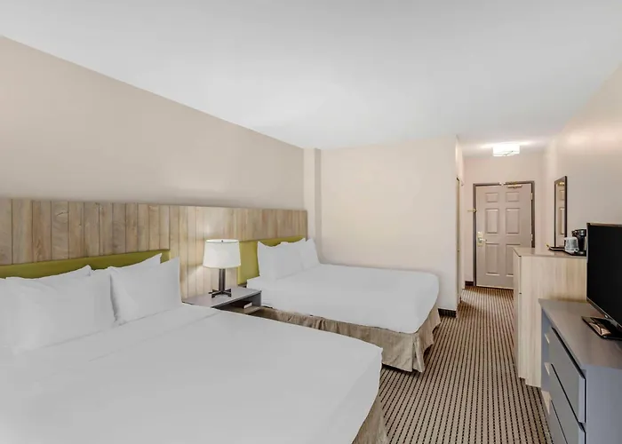 Hotel Country & By Radisson, Elk Grove Village-itasca