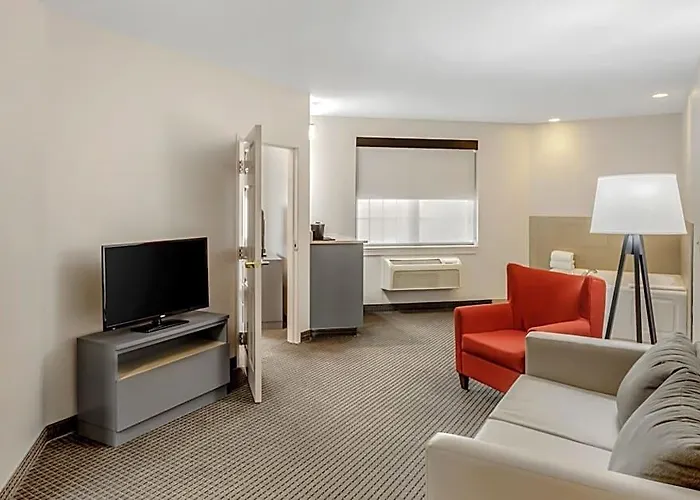 Hotel Country & By Radisson, Elk Grove Village-itasca 4*